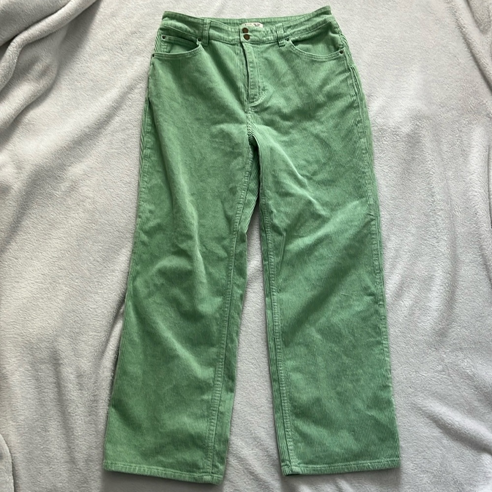 Green Billabong x Salty Blonde limited edition corduroy pants, size 31